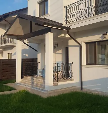 Jaza Mamaia