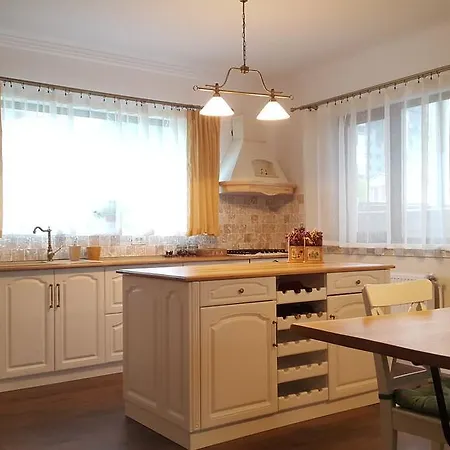 Jaza Mamaia بيت ضيافة Năvodari