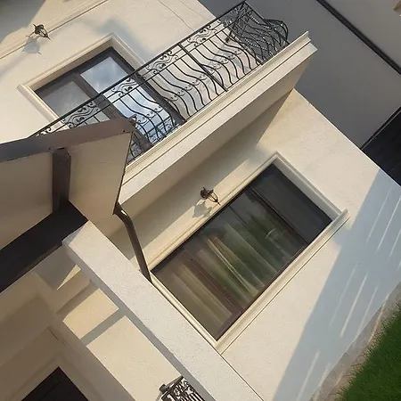Jaza Mamaia